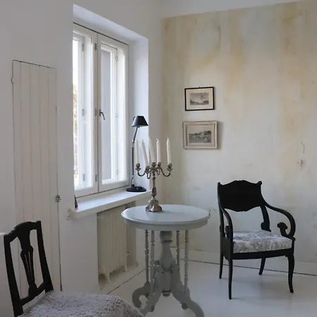 Kaunis Asunto Pyynikillae Τάμπερε